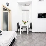 Toledo Apartament *